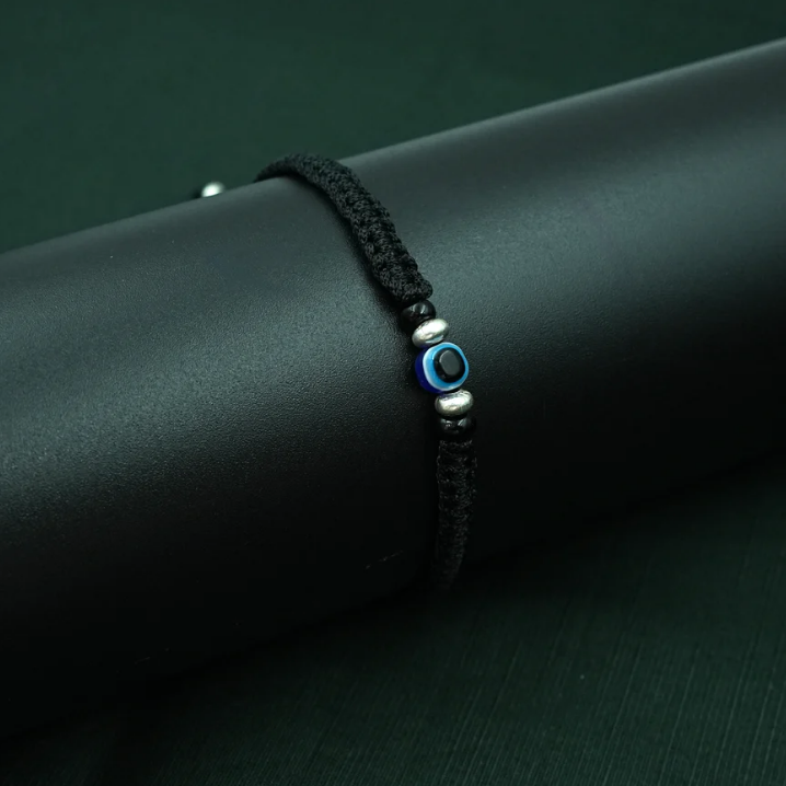 Silver Evil Eyes Adjustable Dhaga Bracelet