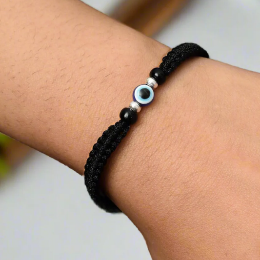 Silver Evil Eyes Adjustable Dhaga Bracelet