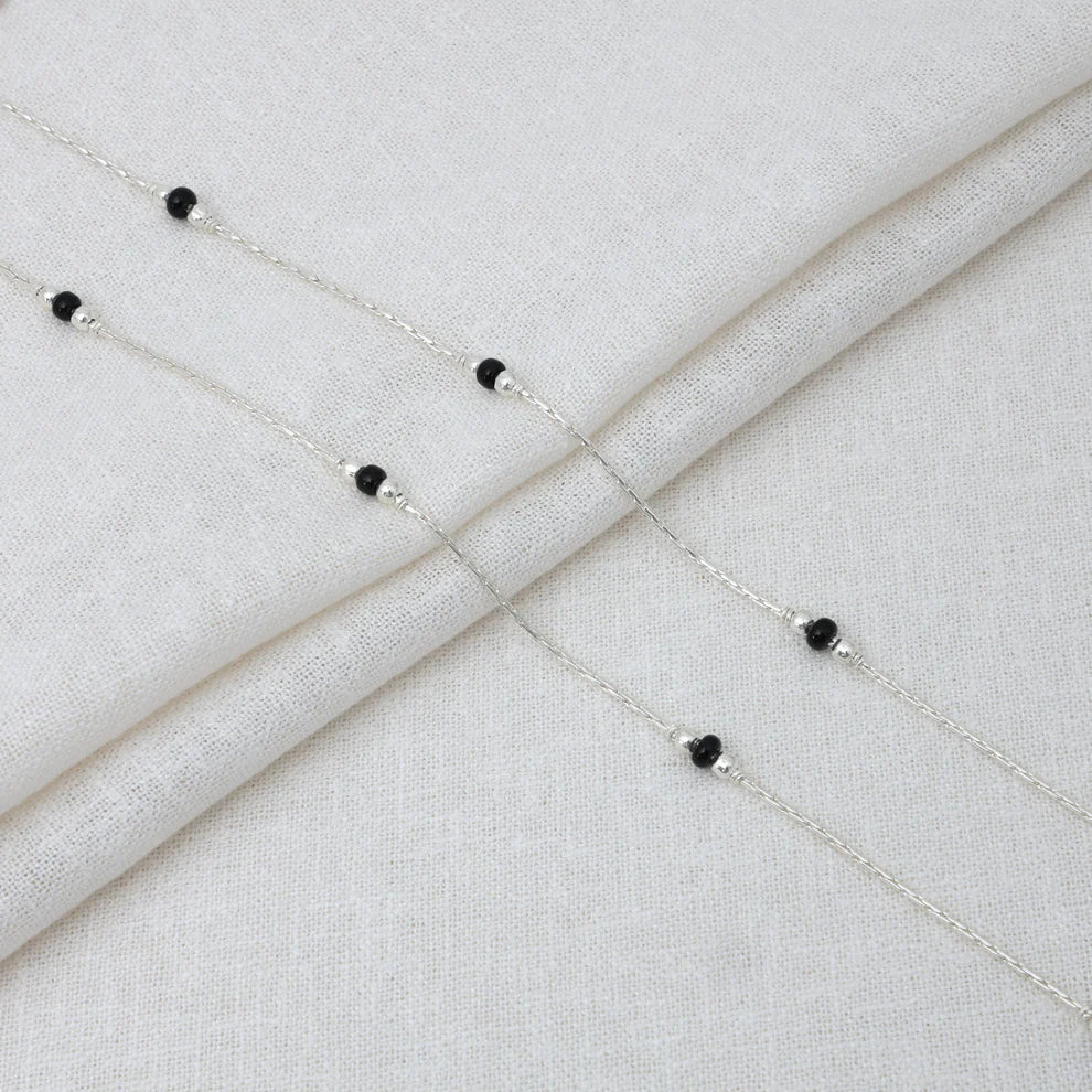 Everyday Wear Black Bud Silver Anklet