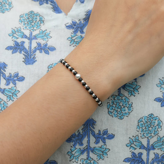 Silver Plain Moti & Black Buds Bracelet