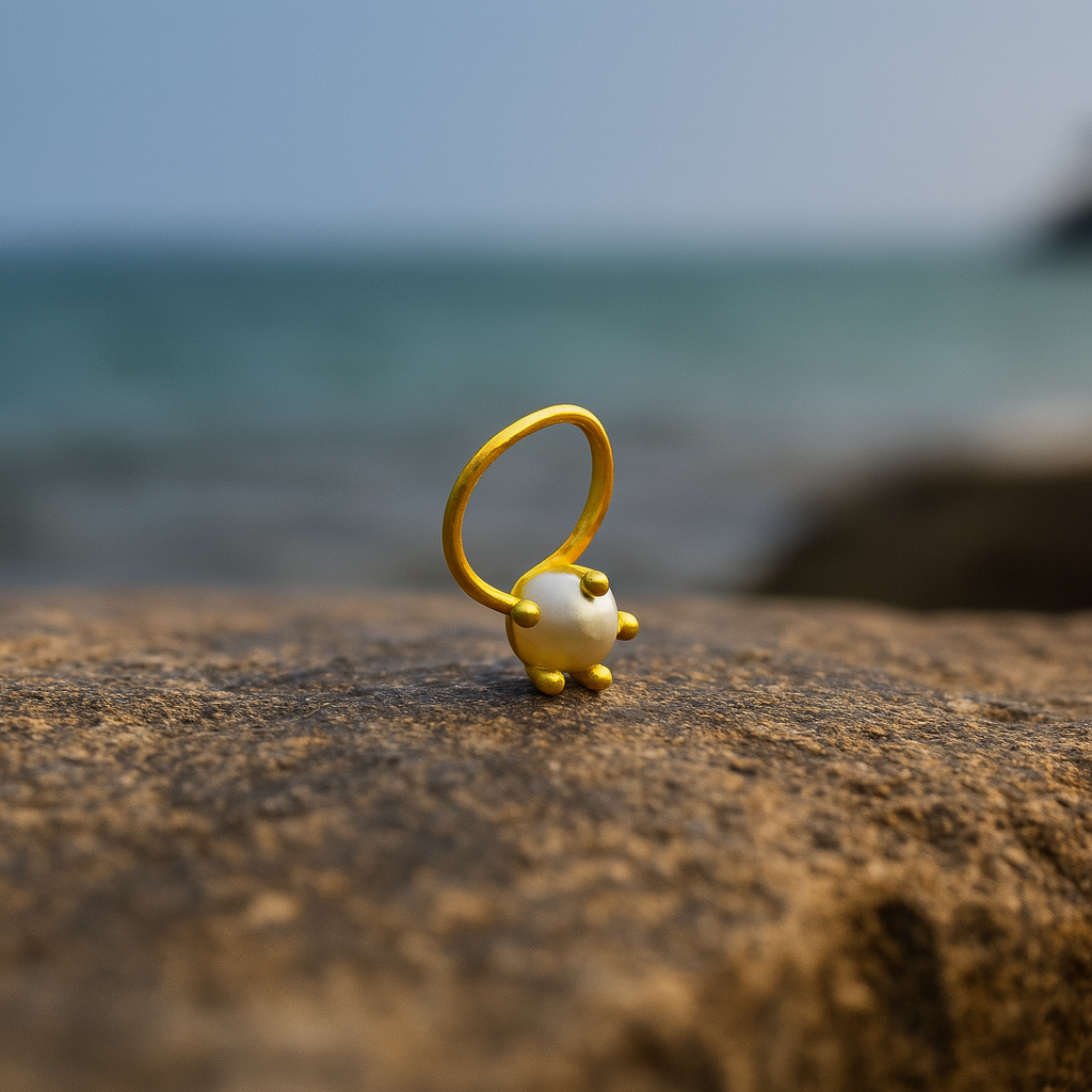 Pearl Glow Gold Polish Silver Nose Pin