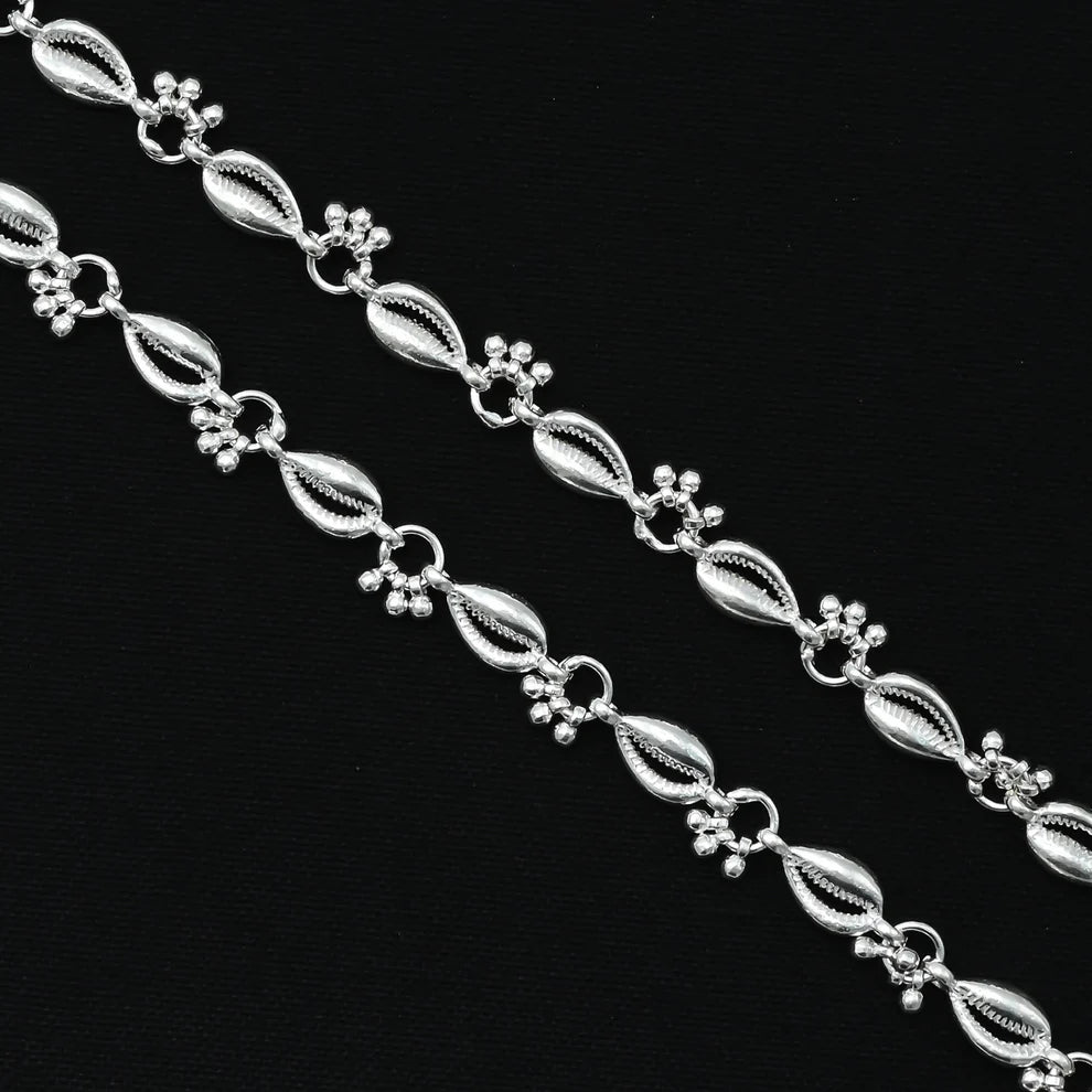 Silver Shell Design with Small Ghungroo Payal